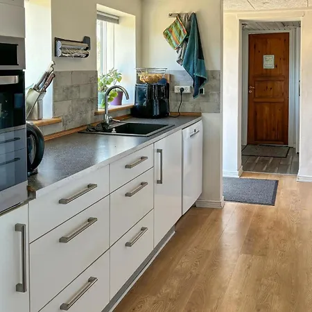 2 Bedroom Gorgeous In