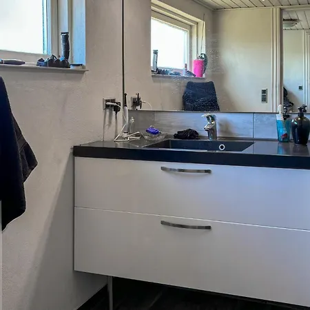 בית נופש 2 Bedroom Gorgeous In